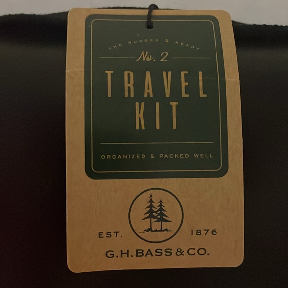New G.H. Bass & Co. The Rugged And Ready Men’s  Hanging Toiletry No 2 Travel Kit - Picture 9 of 10